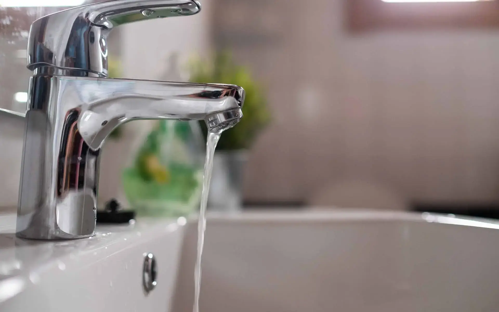 What Causes Low Water Pressure in a Tucson Home?